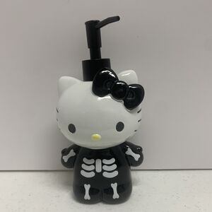 #HelloKitty #WhimsyGoth #SkeletonPumpSoap #RareHalloween‎ #HelloKitty #Halloween